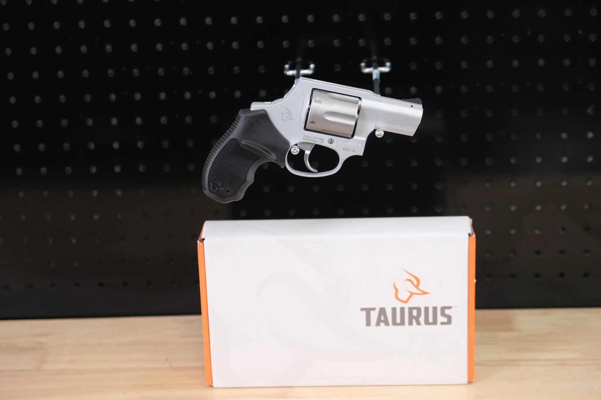 Taurus 2856029ULCH856CH, 2" 38 Special +P Revolver, 6 Rd - 2-856029ULCH