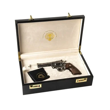 Colt Python, .357 MAG/38 SPL, 4.25" Barrel, 6 Rds, Brushed Stainless Engraved Special Edition