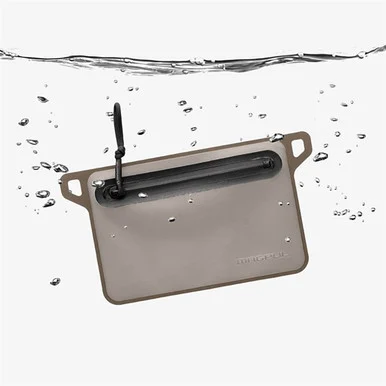 Magpul DAKA Waterproof Window Pouch, Small, Flat Dark Earth